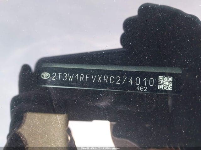 2024 TOYOTA RAV4 XLE 9