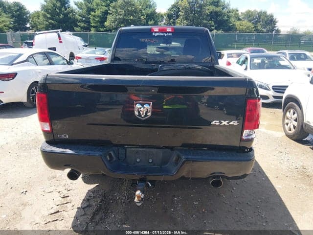2018 RAM 1500 EXPRESS 4X4 6'4 BOX 17