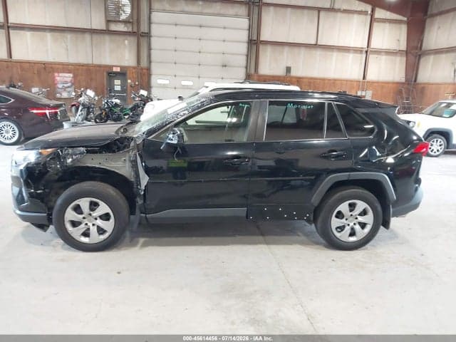 2020 TOYOTA RAV4 LE 6