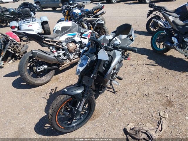 2022 CF MOTO 300NK 2