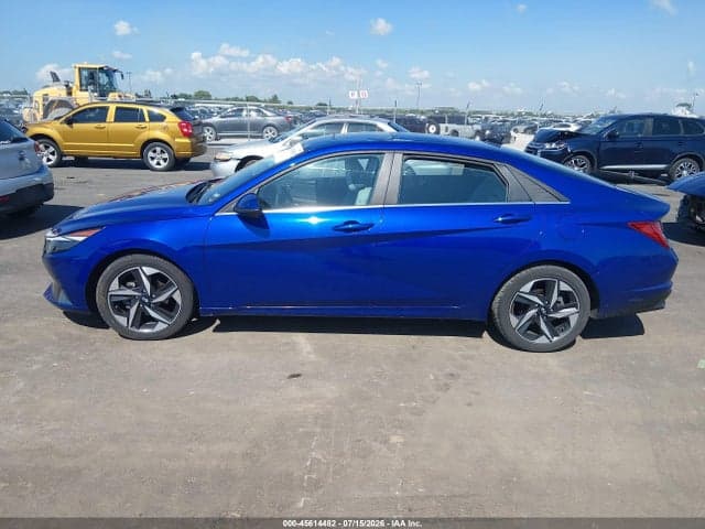 2022 HYUNDAI ELANTRA LIMITED 12