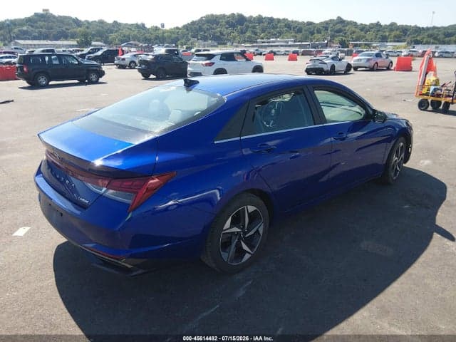 2022 HYUNDAI ELANTRA LIMITED 4