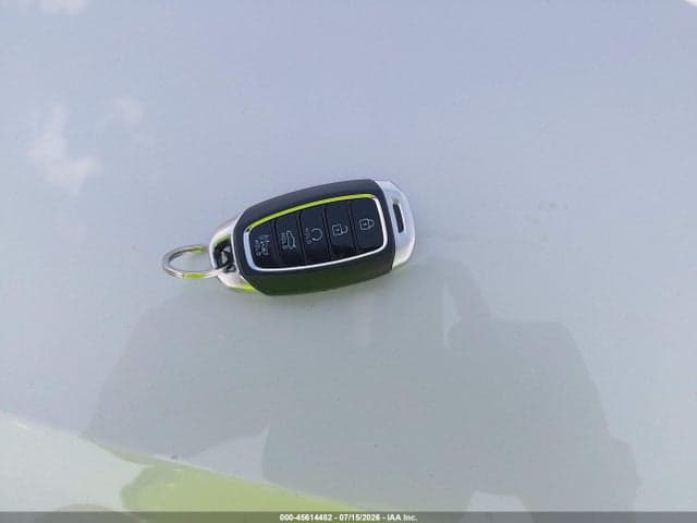 2022 HYUNDAI ELANTRA LIMITED 10