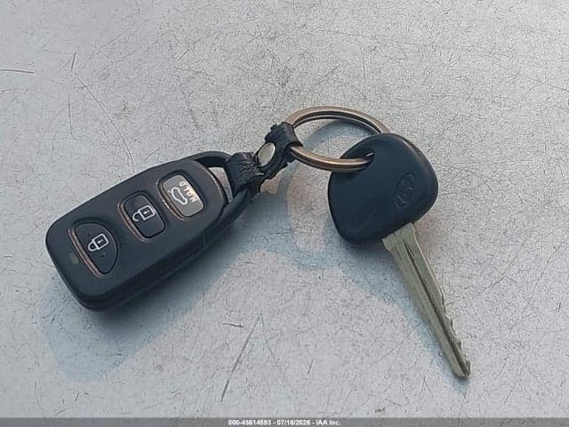 2017 HYUNDAI ELANTRA SE 11