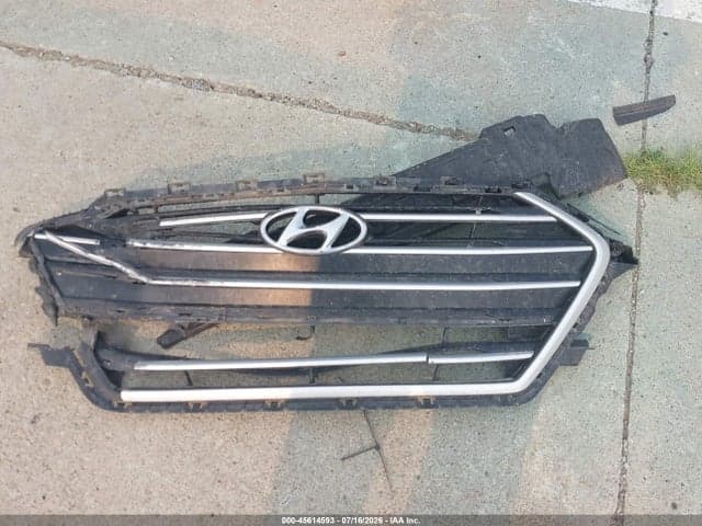2017 HYUNDAI ELANTRA SE 12