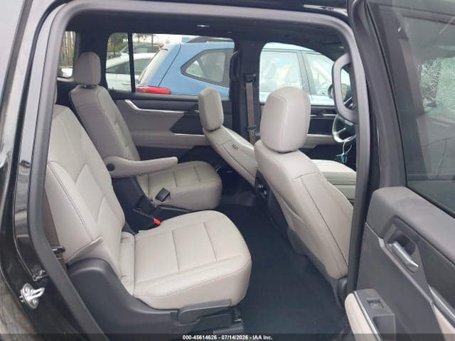 2025 GMC ACADIA AWD ELEVATION 8