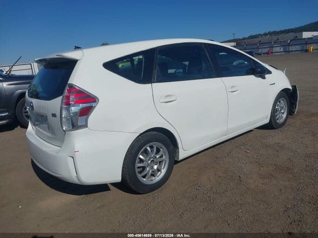 2017 TOYOTA PRIUS V TWO 4