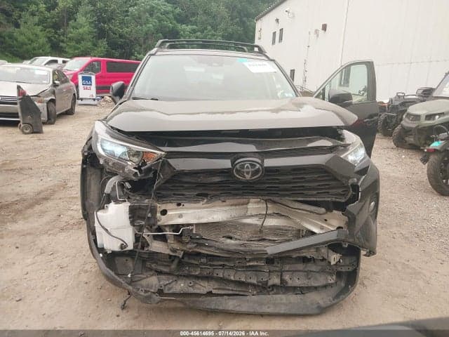 2020 TOYOTA RAV4 XLE 6