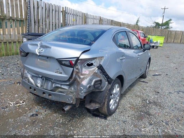 2017 TOYOTA YARIS IA 4