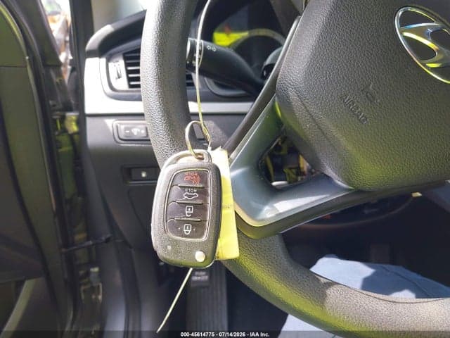 2019 HYUNDAI SONATA SE 11