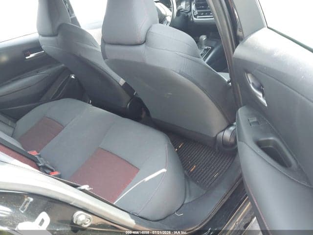 2023 TOYOTA COROLLA SE 8