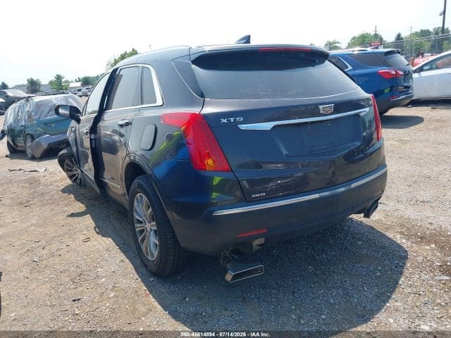 2017 CADILLAC XT5 LUXURY 3