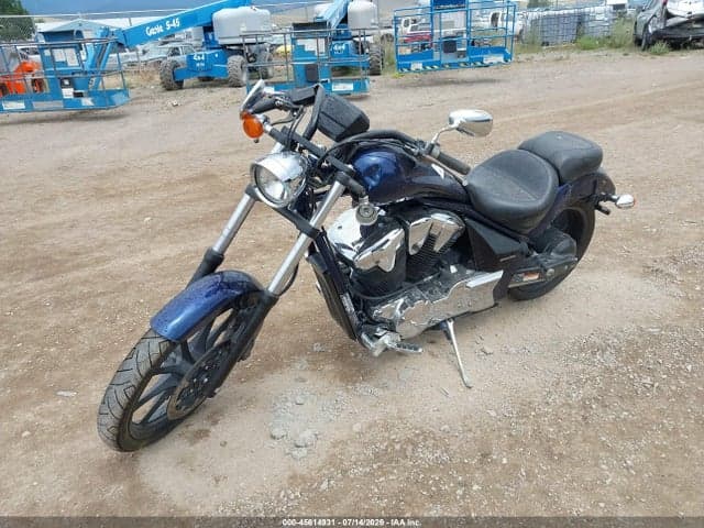 2020 HONDA VT1300 CX 2