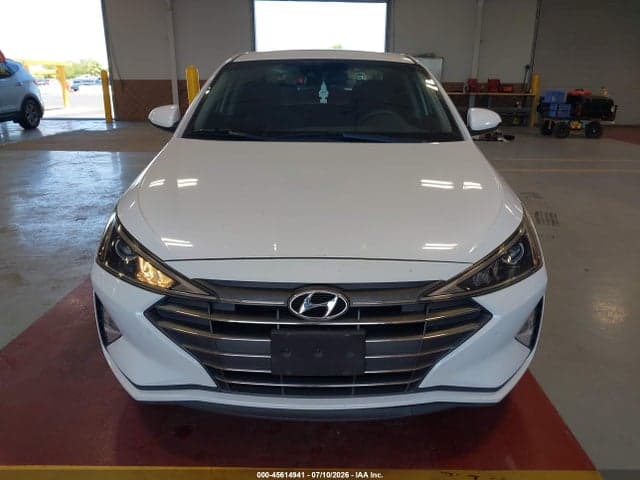 2020 HYUNDAI ELANTRA SE 6