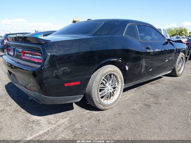 2018 DODGE CHALLENGER SXT 4