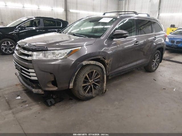 2019 TOYOTA HIGHLANDER XLE 2