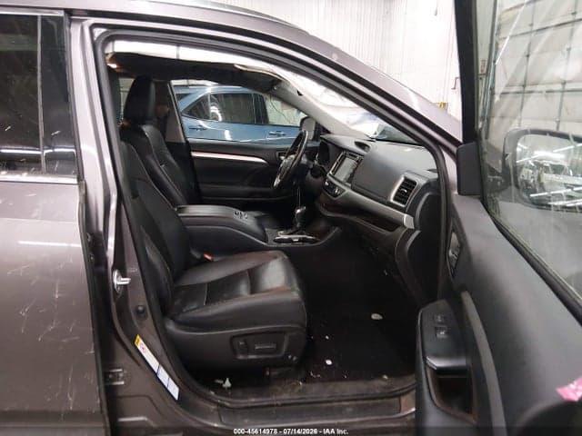 2019 TOYOTA HIGHLANDER XLE 5