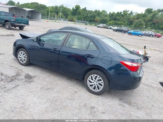 2017 TOYOTA COROLLA LE 3