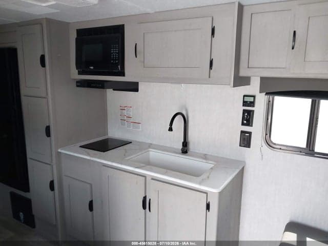 2025 FOREST RIVER CLIPPER 16
