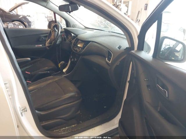 2019 CHEVROLET TRAX LT 5