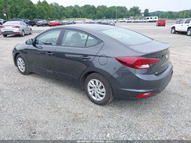 2020 HYUNDAI ELANTRA SE 3