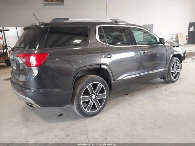 2017 GMC ACADIA DENALI 4