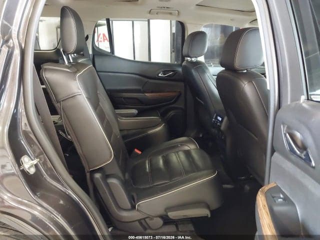 2017 GMC ACADIA DENALI 8