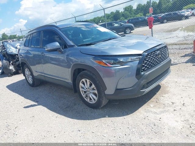 2022 TOYOTA COROLLA CROSS LE - 1