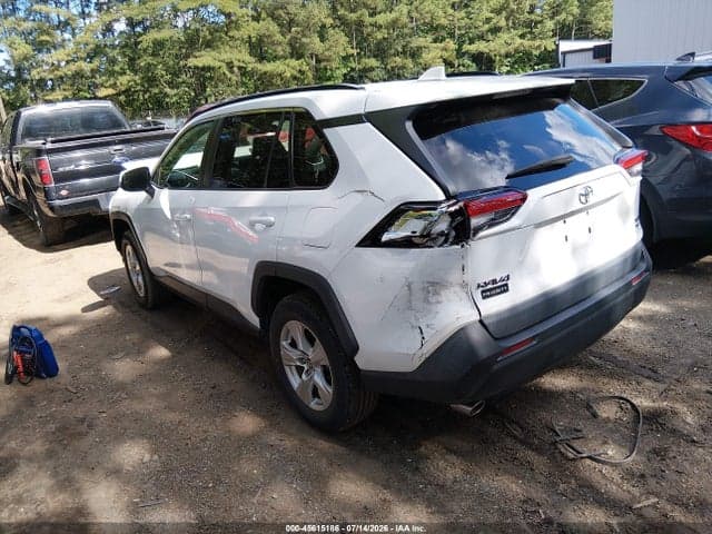 2020 TOYOTA RAV4 XLE/XLE PREMIUM 3