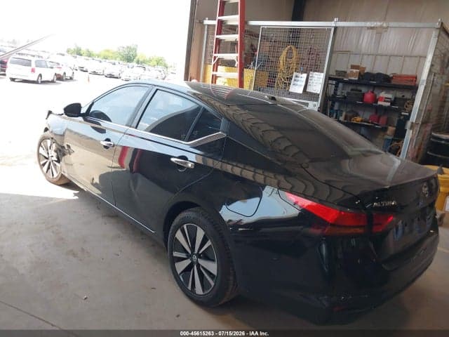 2021 NISSAN ALTIMA SV FWD 3
