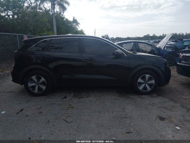 2017 KIA NIRO FE 14