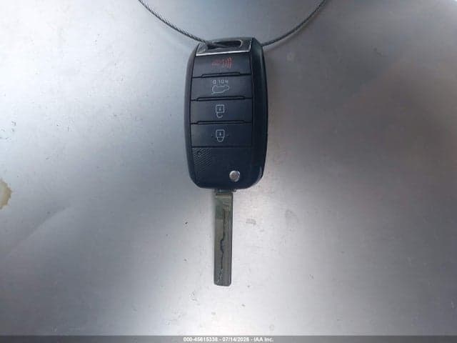 2017 KIA SORENTO 2.4L LX 11