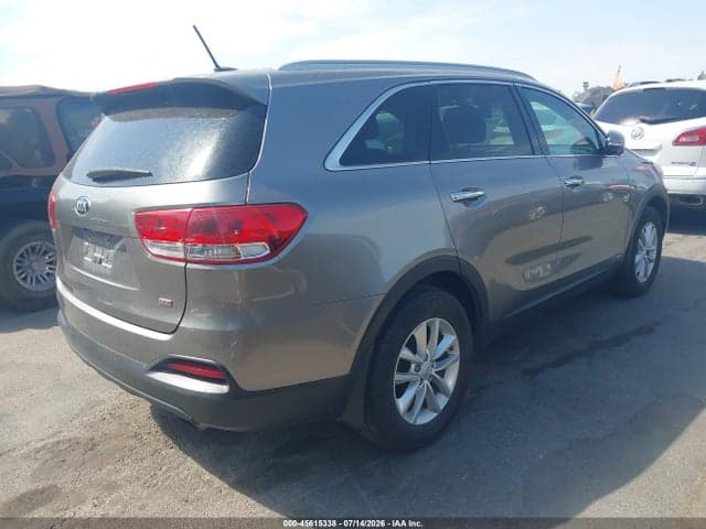 2017 KIA SORENTO 2.4L LX 4