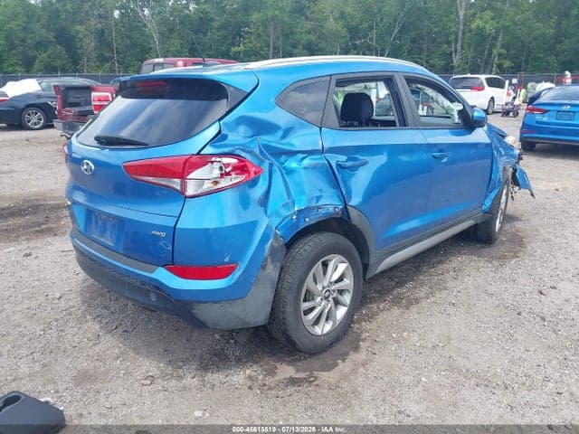 2017 HYUNDAI TUCSON SE 4