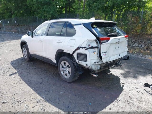 2021 TOYOTA RAV4 LE 3