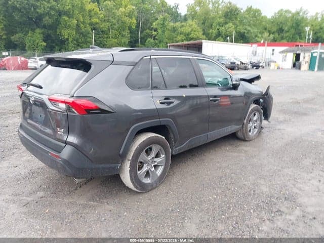 2022 TOYOTA RAV4 XLE 4