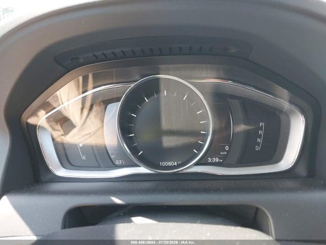 2017 VOLVO XC60 T6 DYNAMIC 7