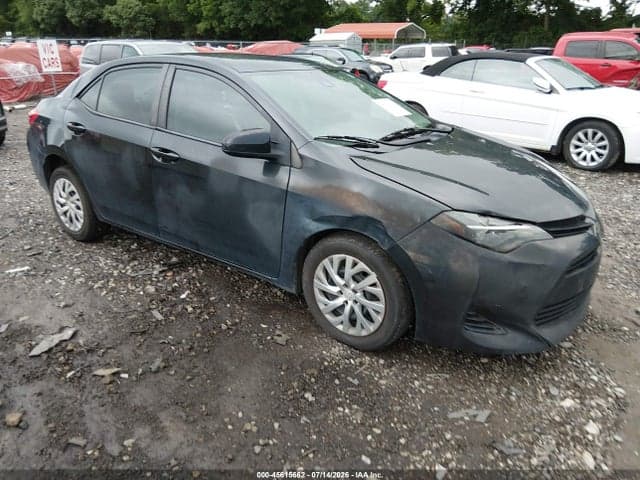 2018 TOYOTA COROLLA LE 1