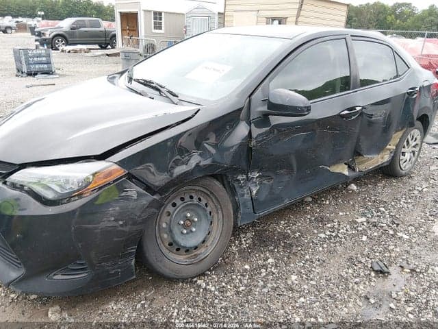 2018 TOYOTA COROLLA LE 6