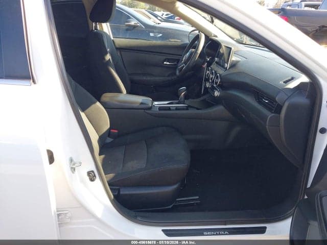 2021 NISSAN SENTRA SV XTRONIC CVT 5