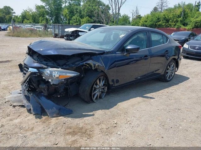 2018 MAZDA MAZDA3 TOURING 2