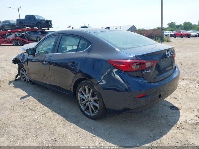 2018 MAZDA MAZDA3 TOURING 3
