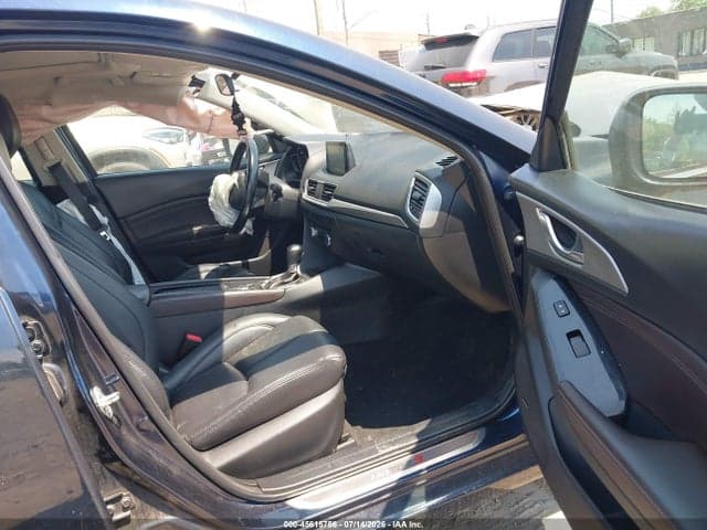 2018 MAZDA MAZDA3 TOURING 5