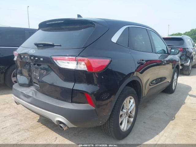 2020 FORD ESCAPE SE 4