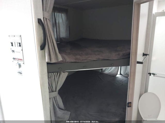 2021 WINNEBAGO VOYAGE 13