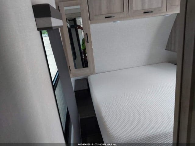 2021 WINNEBAGO VOYAGE 15