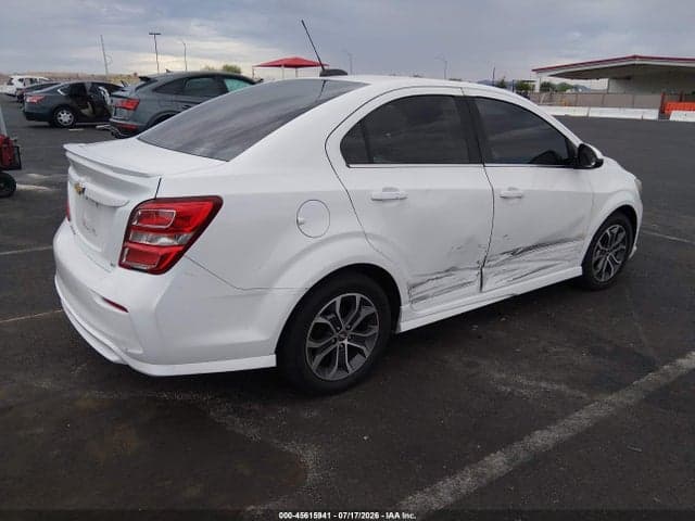 2017 CHEVROLET SONIC LT AUTO 4
