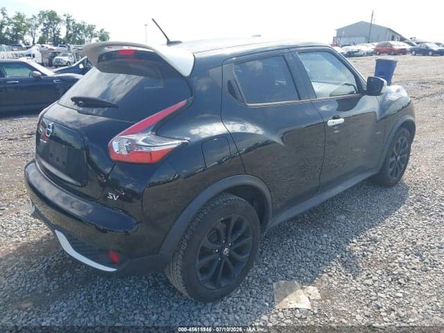 2017 NISSAN JUKE SV 4