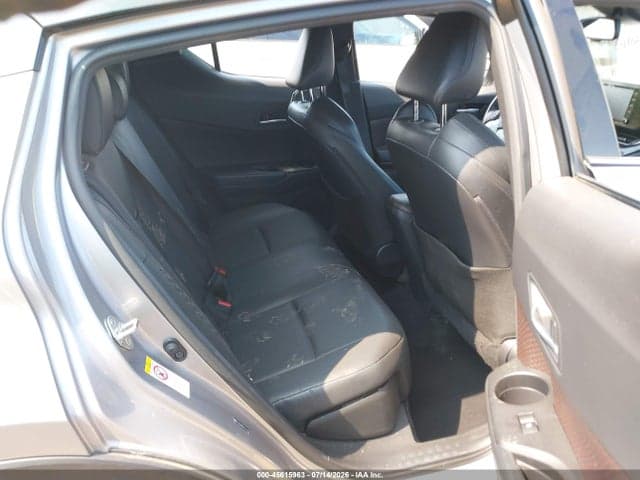 2019 TOYOTA C-HR LIMITED 8