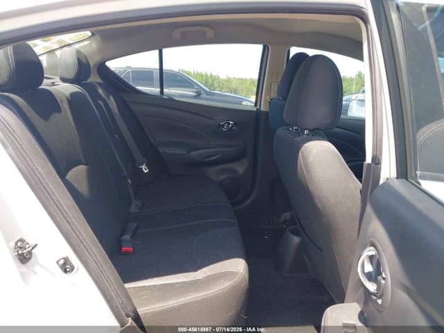 2018 NISSAN VERSA 1.6 SV 8